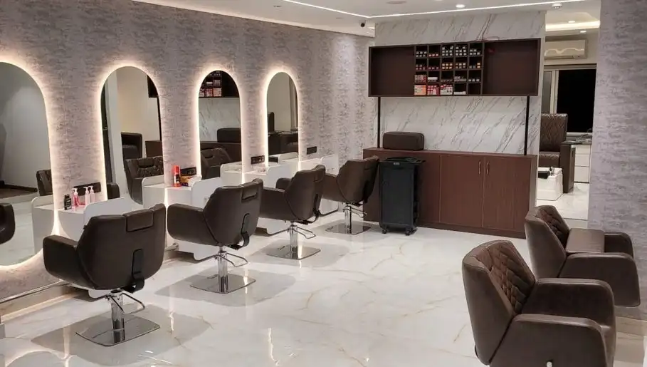 Men's grooming and haircuts at VOX Salon